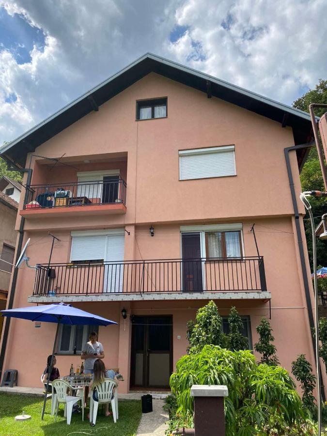 Joca Appartement Bajina Basta Buitenkant foto
