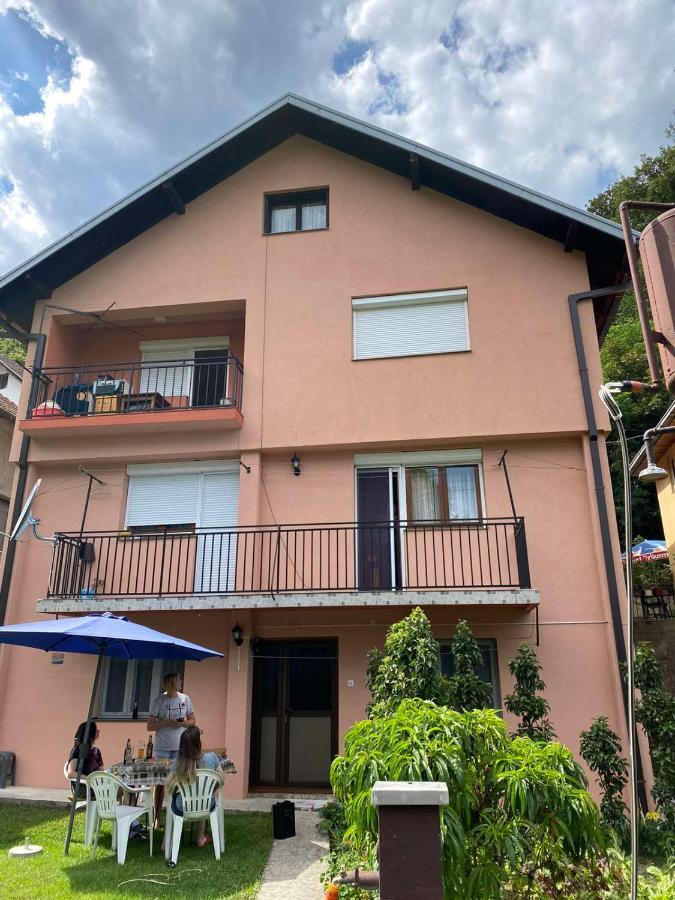 Joca Appartement Bajina Basta Buitenkant foto